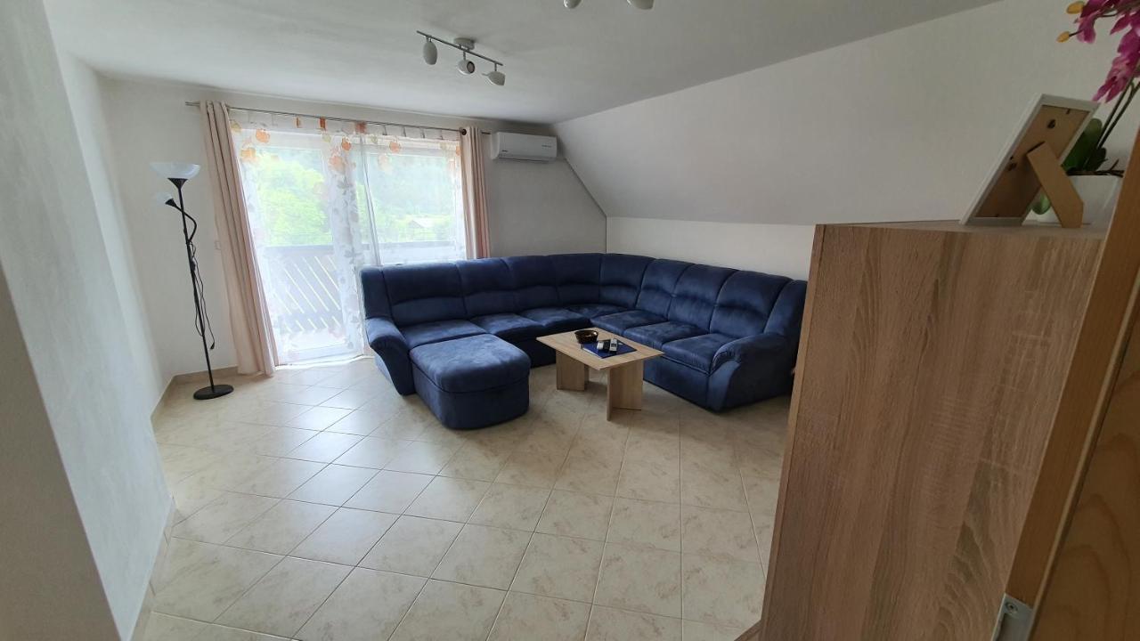 Apartment Tijana Nomenj Kültér fotó