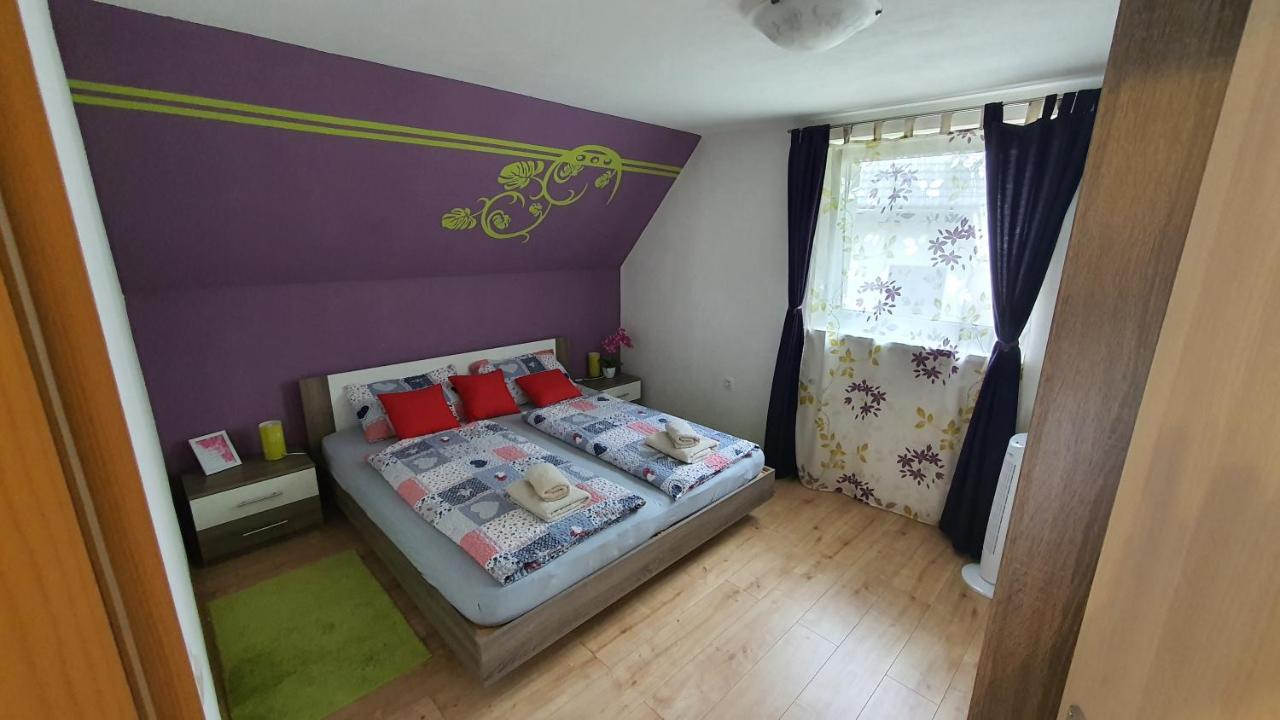 Apartment Tijana Nomenj Kültér fotó
